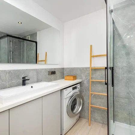 Hoza 36 By Homeprime *